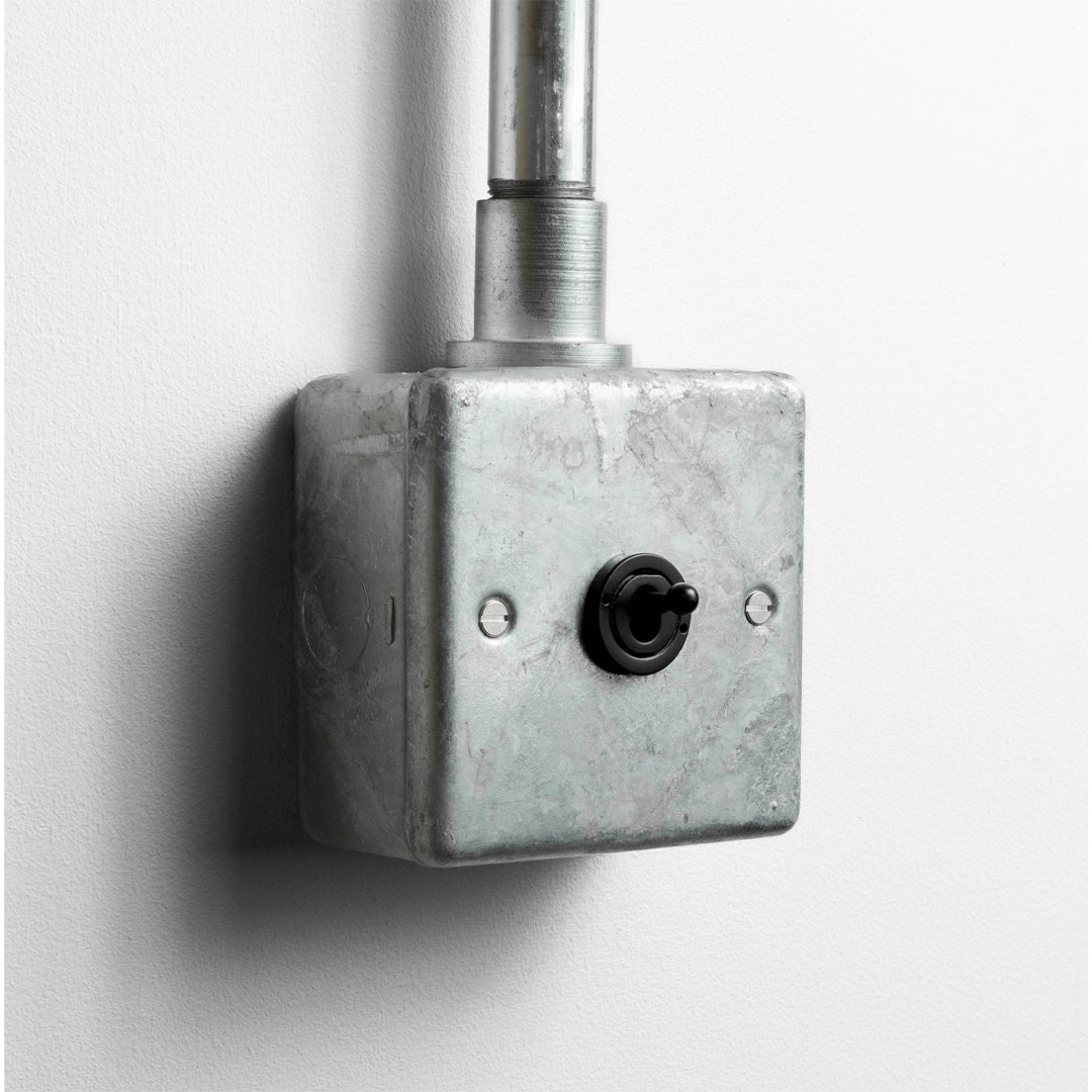 Galvanised 1 Gang Intermediate Toggle Switch