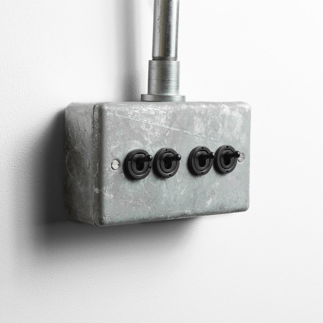 Galvanised 4 Gang Intermediate Toggle Switch